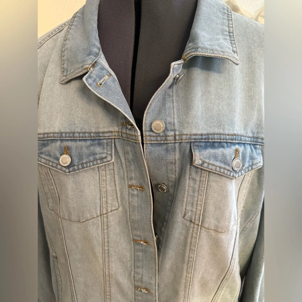 SWEETHEART LA 2X FRINGED BUTTON UP DENIM JACKET IN LIGHT WASH Cowgirl 90’s - Picture 2 of 13